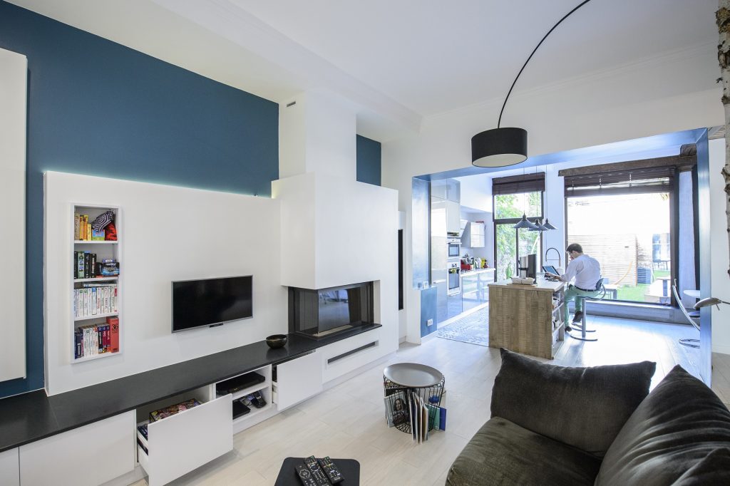 beaux-intérieurs-salon-contemporain-et-accueillant-1024x682-1
